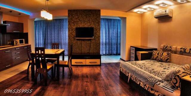 Апартаменты Квартира в центре Винница-9